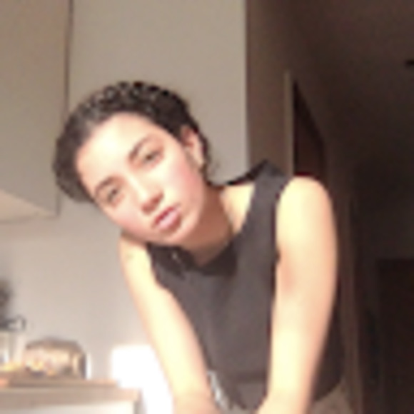 Meet your Posher, Cassia - Picture 1 of 1